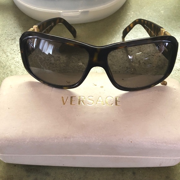 Versace Glasses Same that Biggy Smalls wire
